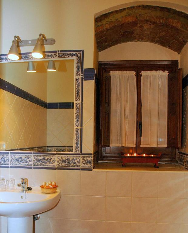 La Casa Grande De Alpandeire Otel Oda fotoğraf